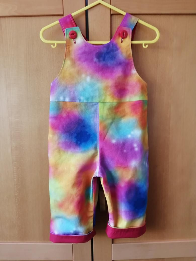 Dungarees - 6-9 mth (8 kg).   Bright multi