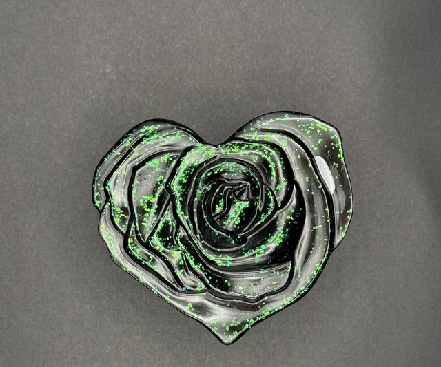 Boîte Cœur fleur noire