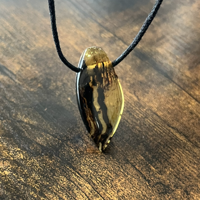 Pendentif en Ambre