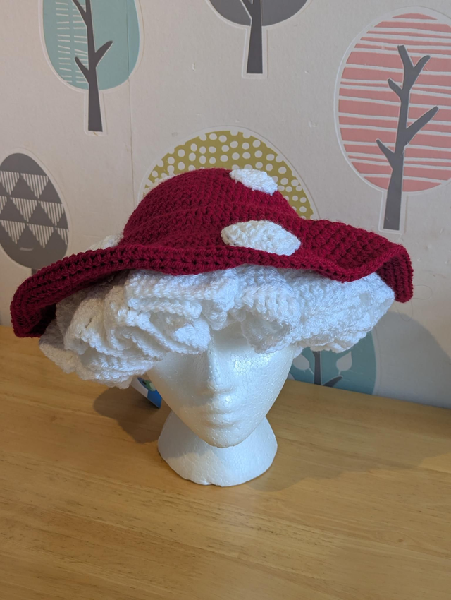 Frilled mushroom hat