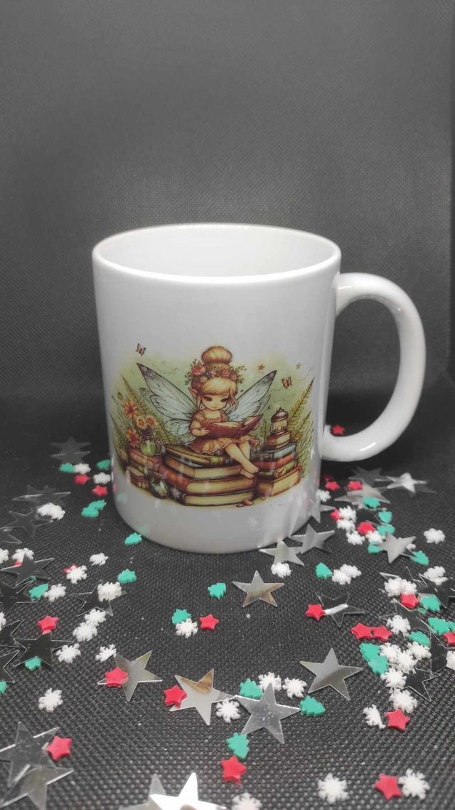 Tasse blanche en céramique