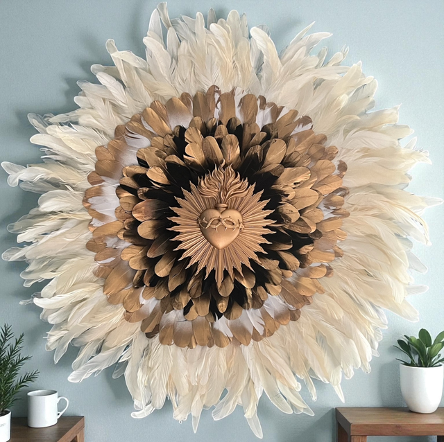 Grand Jujuhat plumes de coq cœur ex voto