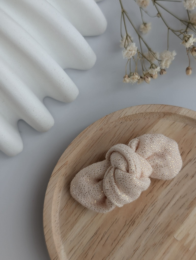 Barrette noeud Romie scintillant