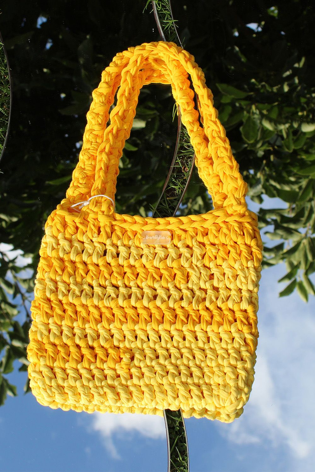 Yellow T-shirt Bag