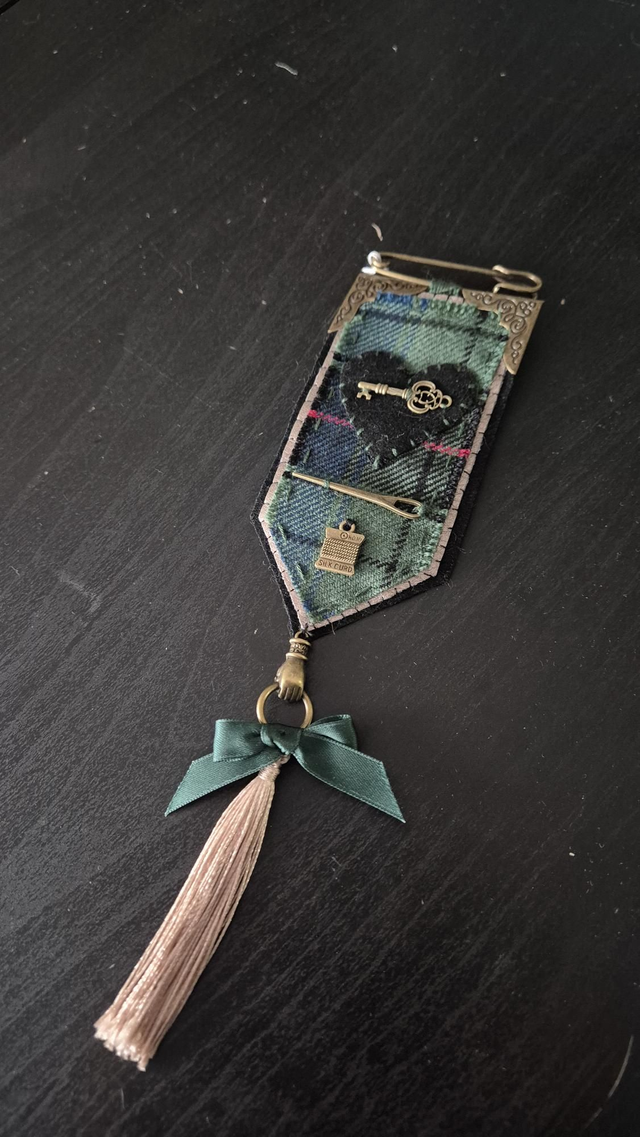 Fanion "Sew &amp; Keys"