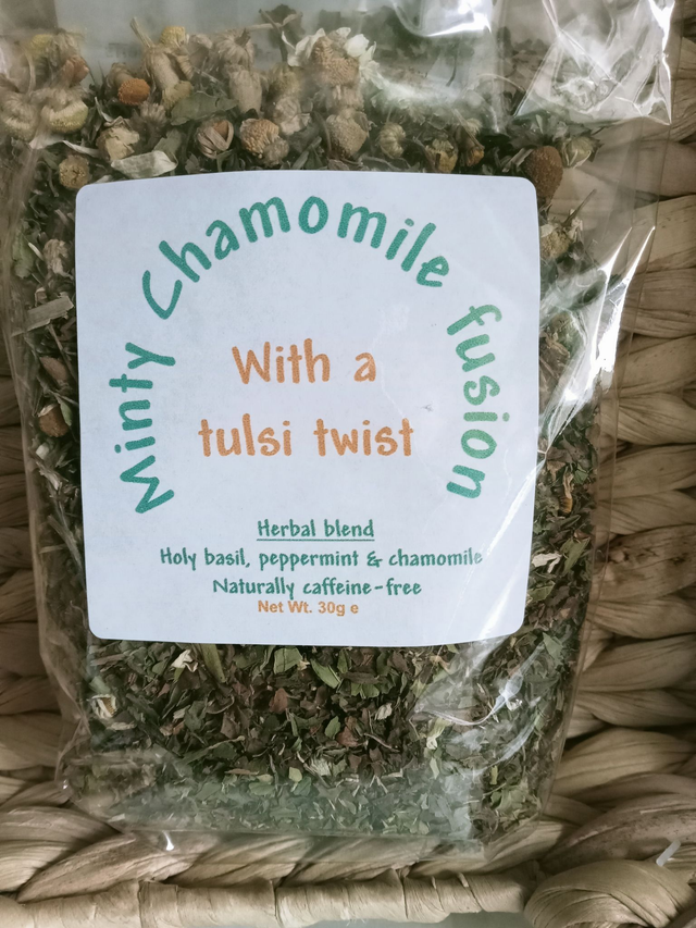 Minty Chamomile Fusion - herbal tea blend  (30g)