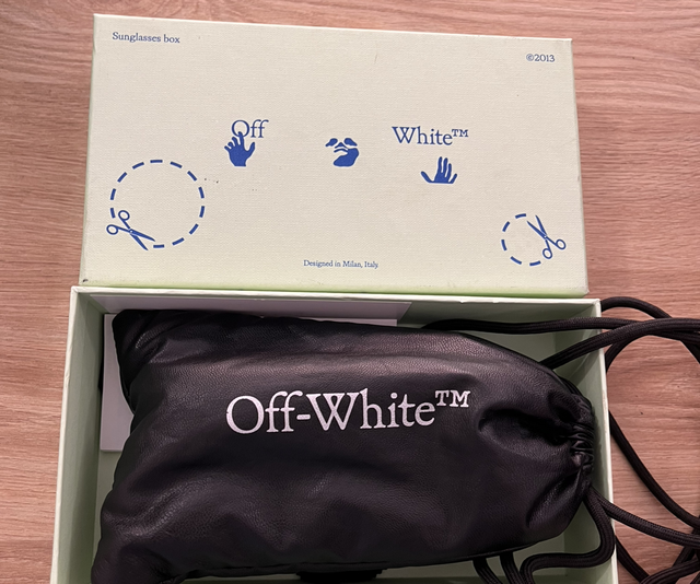 Off White sunglasses NEW 