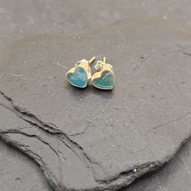 925 Studs Heart Earrings with Scottish Seaglass in Sterling Silver