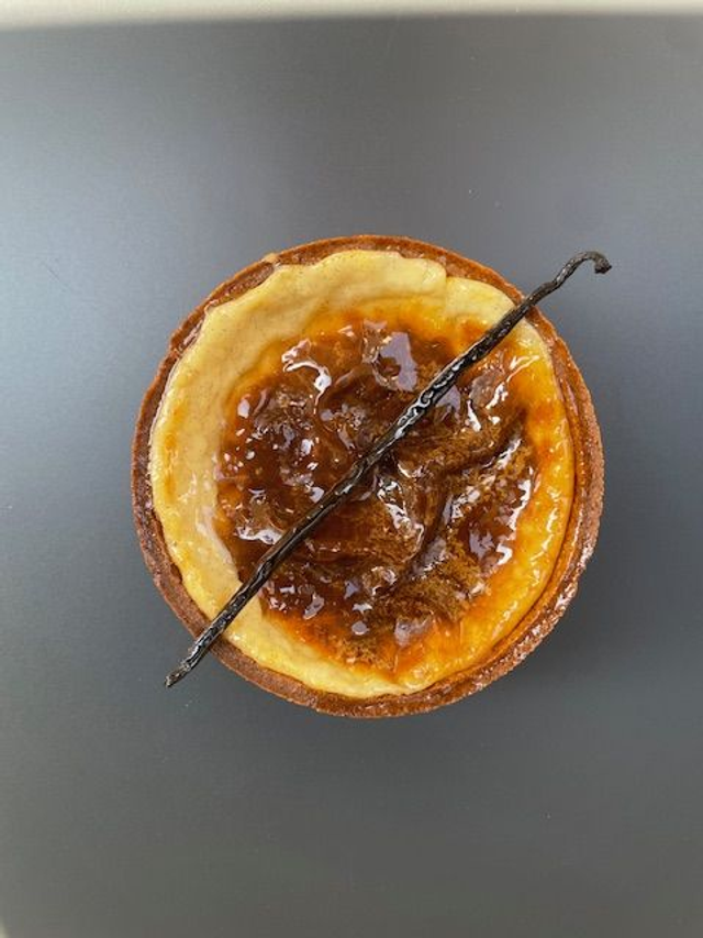 Flan Vanille 6 Pers.    ( commandez la veille pour le lendemain au minimum )