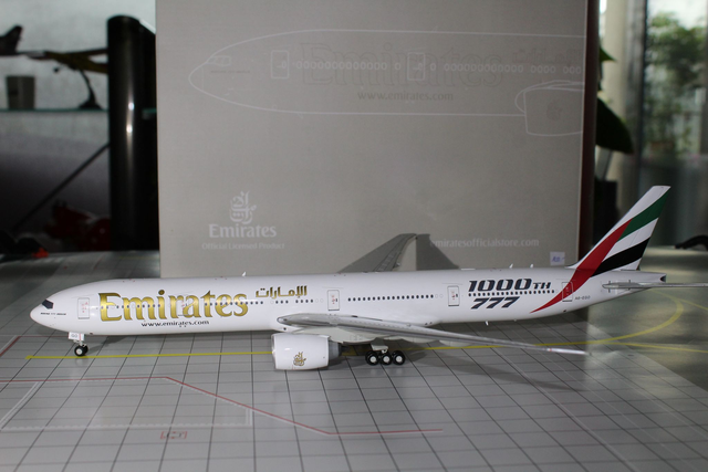 Emirates B777-300ER (A6-EGO) &quot;1000th Boeing 777&quot; Livery, 1:200, Gemini Jets