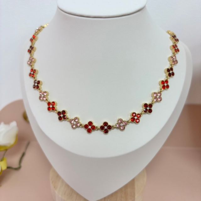 Collier Aria