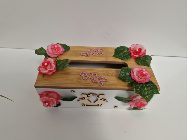 Boite A Mouchoirs En Bois Danseuses Fleurs Roses Perles