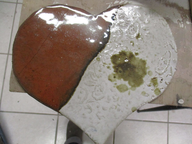 COEUR en grès Blanc &amp; Rouge - Suspendu pour le moment 🙏🏼✨