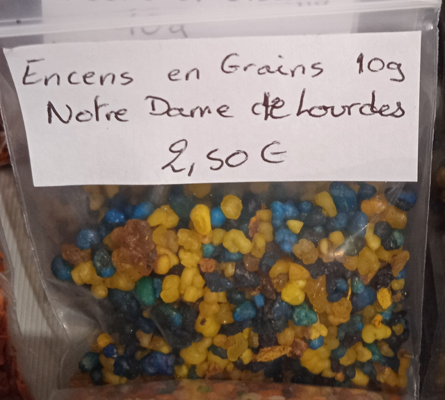 RESINE NOTRE DAME DE LOURDES