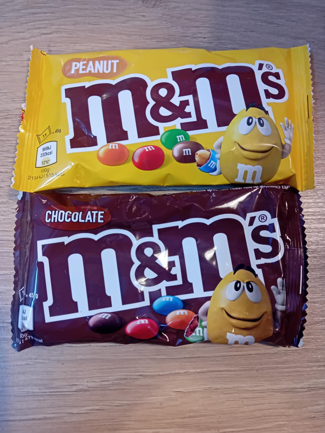 M&M 