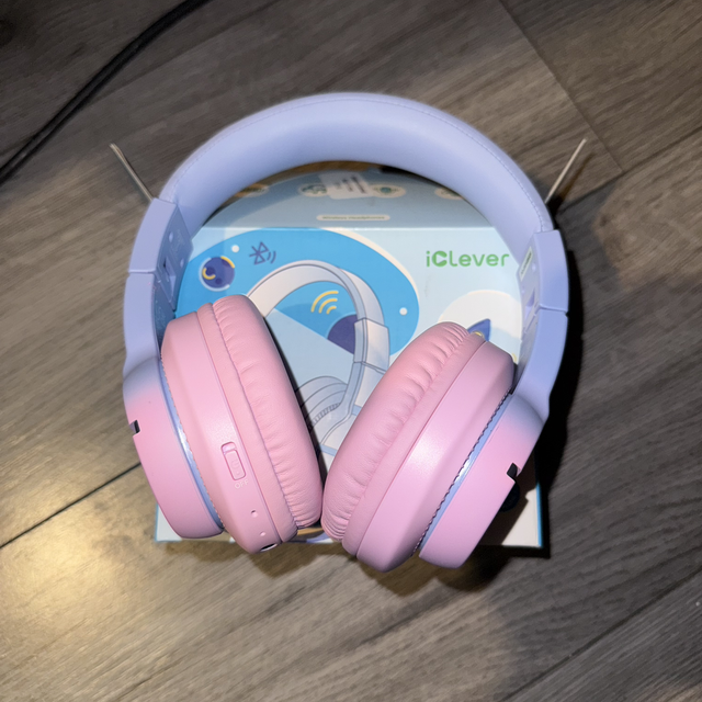 iclever kids wireless Bluetooth headphones