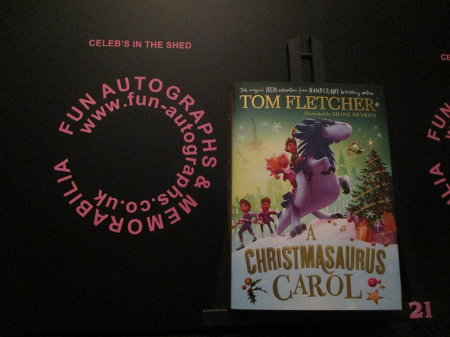 Tom Fletcher 'A Christmasaurus Carol' Authentic Autographed Hardback Book (21)