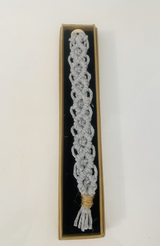 Marque page en macramé