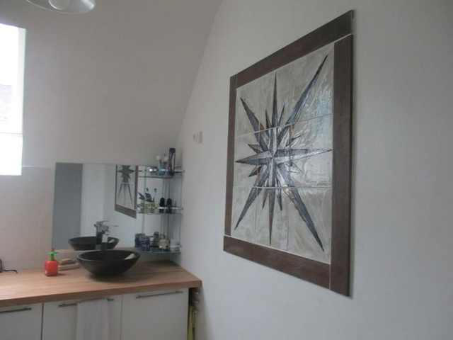 COMMANDE personnalisée : Credence "Rose des vents" 1 + pose des carreaux de la douche