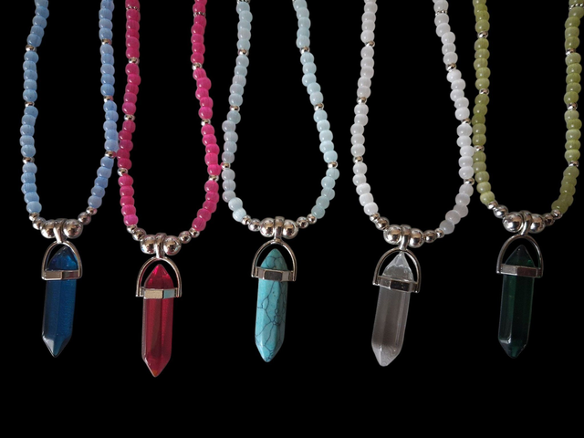 Collier pendentif cristal