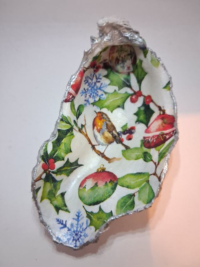 Robin and bauble decopauge oyster shell trinket dish