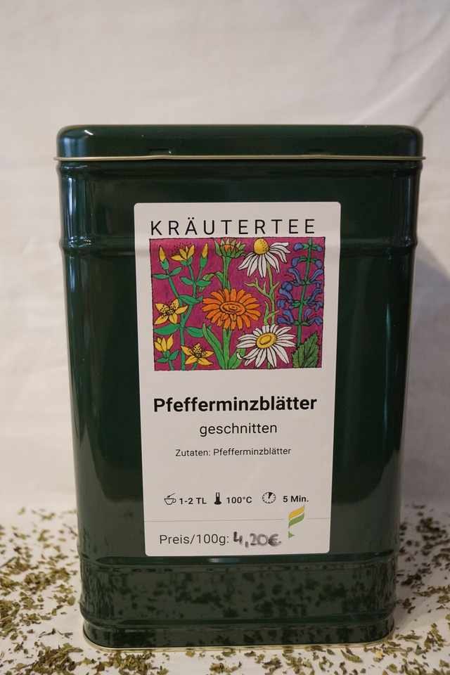Pfefferminzblätter geschnitten 