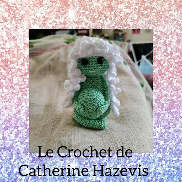 2024 Déesse Gaïa verte cheveux blancs 