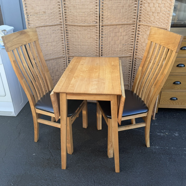 Oak Drop Leaf Table With 2 Oak Dining Chairs