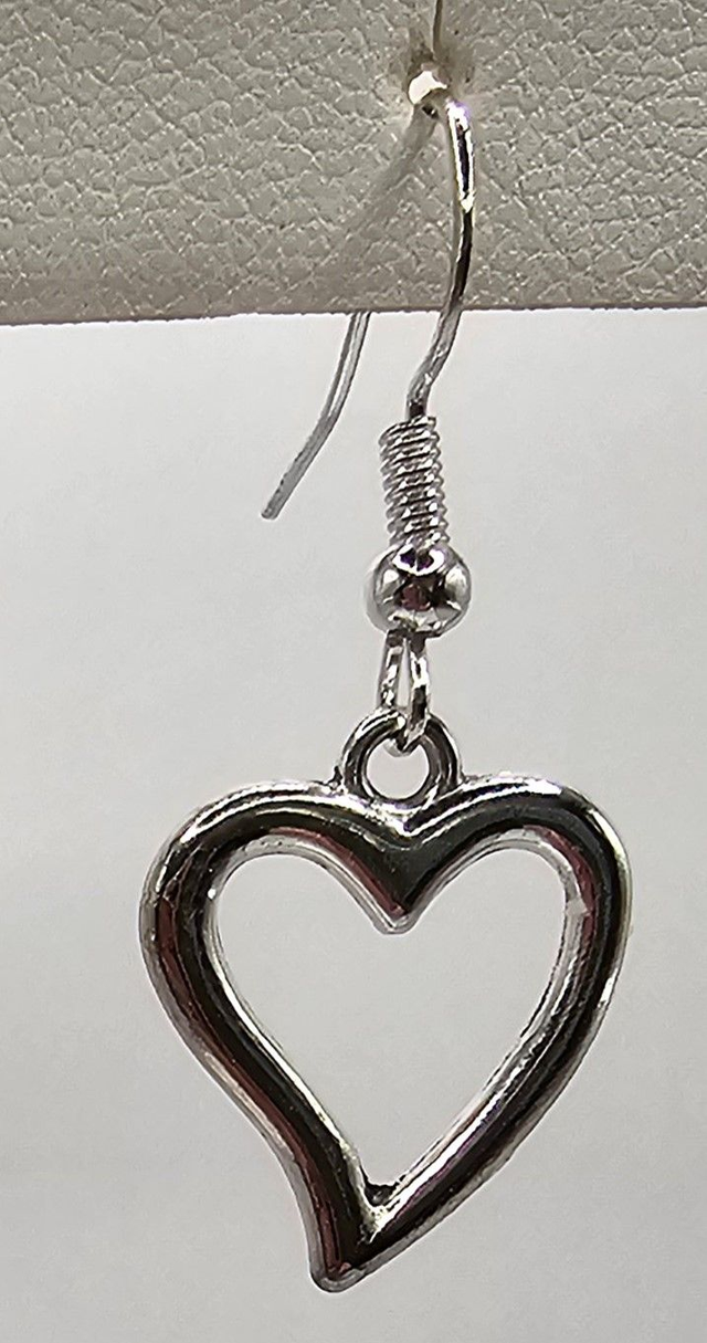 Hollow Heart Earrings.