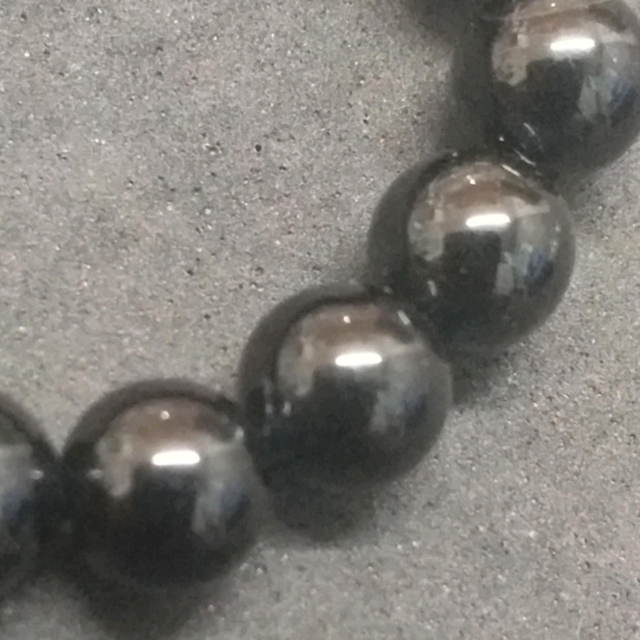 Perle de tourmaline noire 