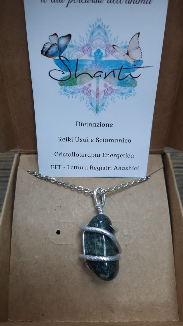 Amuleto donna agata muschiata