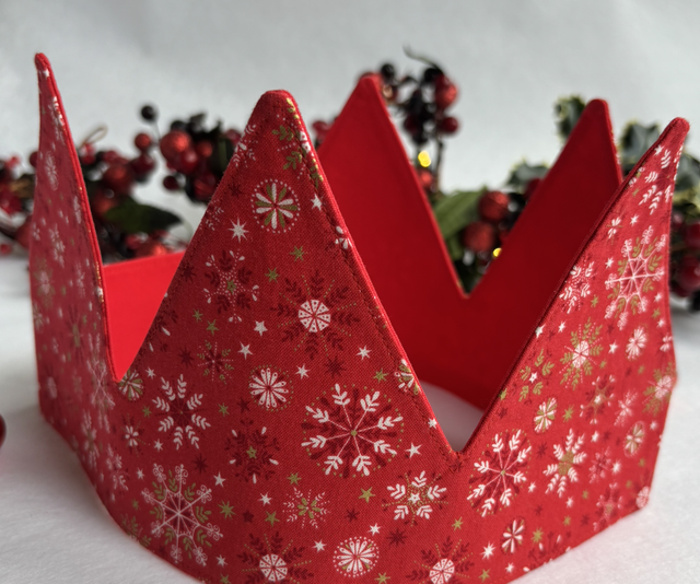 Red Snowflake Crown