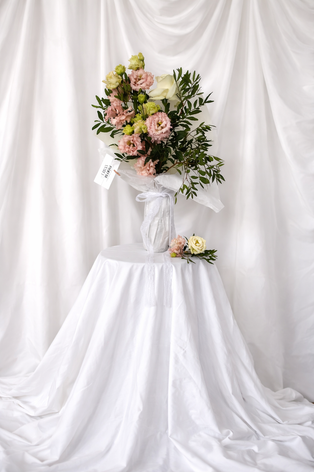 FOR HER. Little Frills