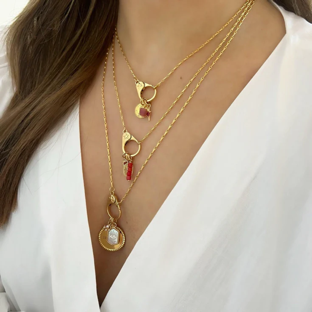 Fine Necklace Star Clasp