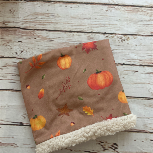 Pumpkin snood age 1-4