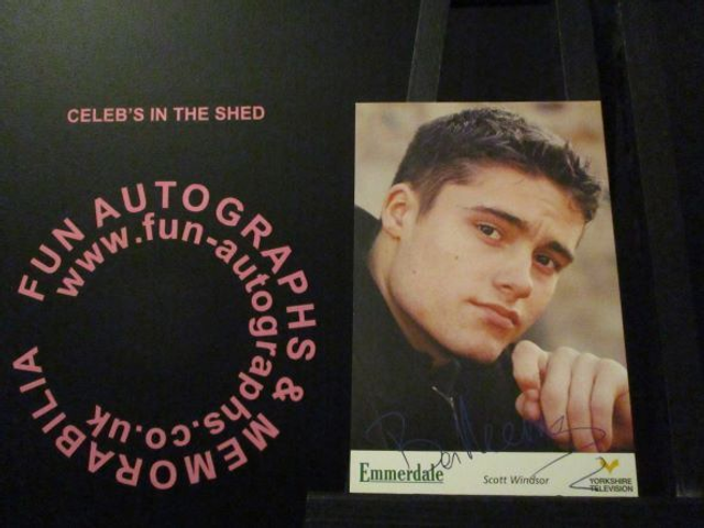 Ben Freeman (Scott Windsor) Original Emmerdale Yorkshire Tv Logo Pre-Print Cast Card