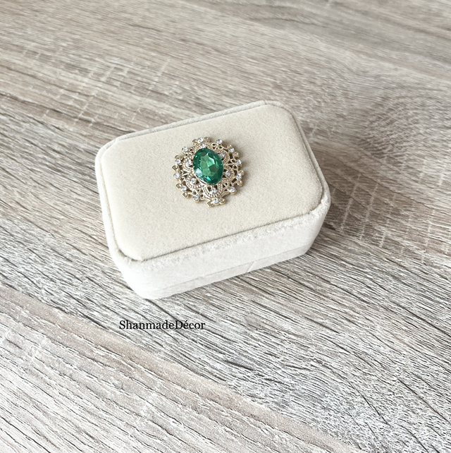Green Rhinestone Velvet Ring/Jewellery Box