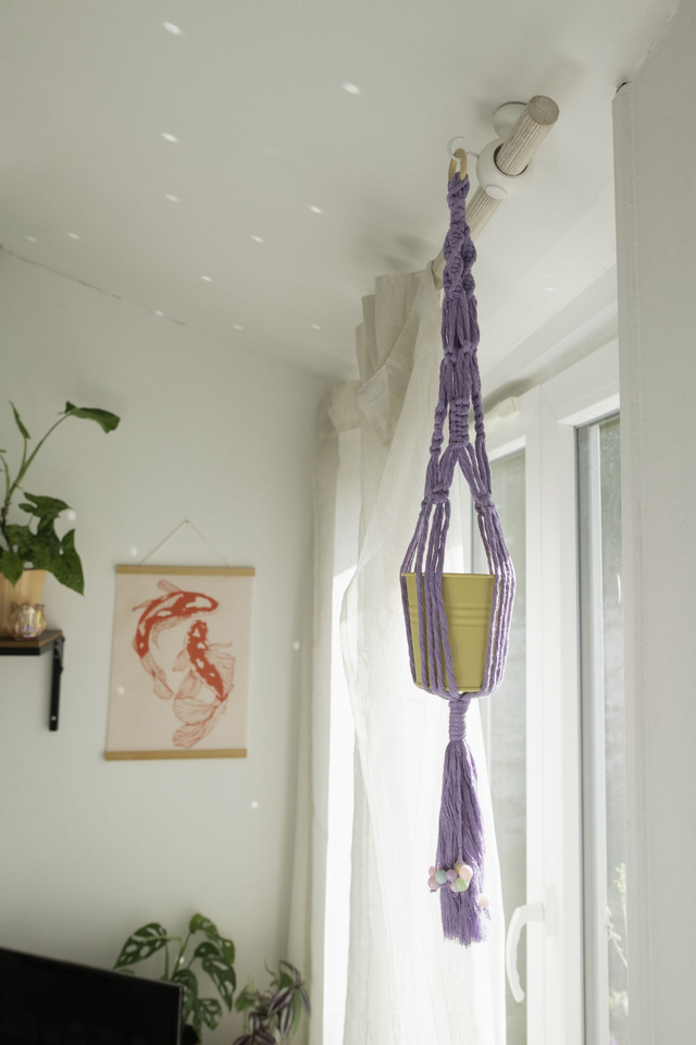 Plant Hugger 🌸 Suspension en macramé lilas 
