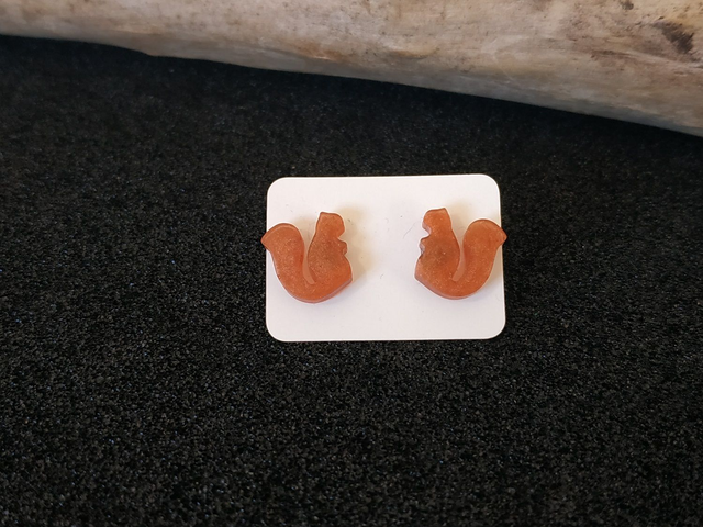 Boucles d'oreilles clous écureuil brun
