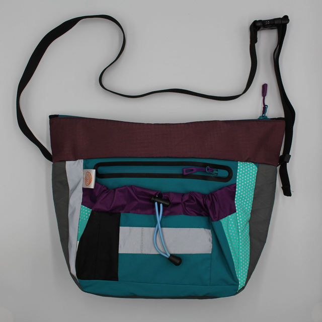 Big Flip Cross Body 03