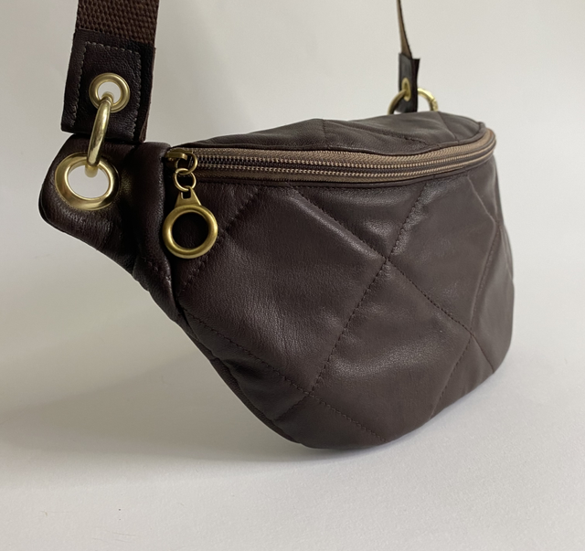 Sac banane en cuir matelassé marron