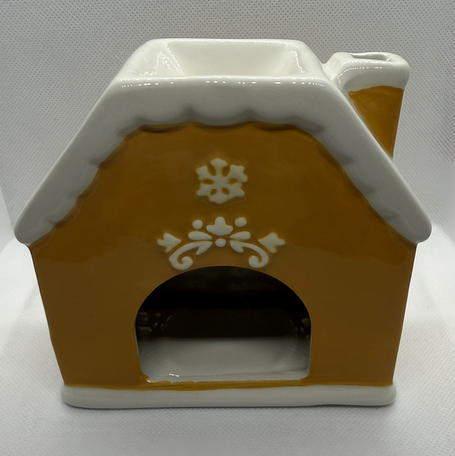 Candy Cane Gingerbread House