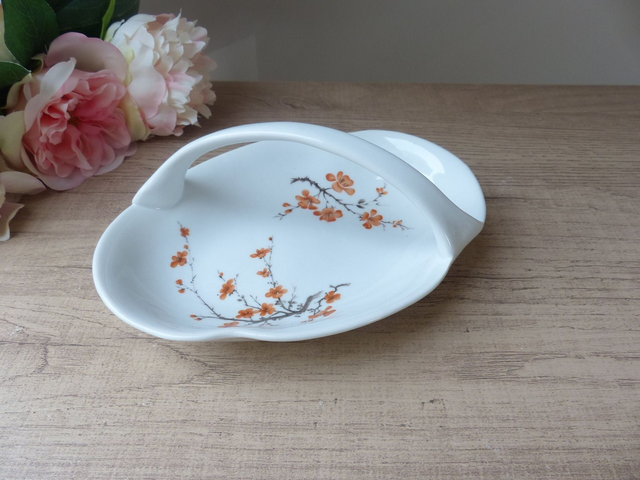 Vide-Poche Vintage Porcelaine Limoges – Panier Fleuri, Décor Floral Peint Main, Coupelle à Bijoux, Plat Apéritif, Collection France Élégante