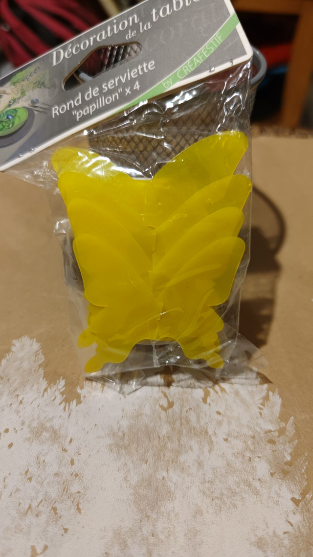 Ronds de serviette par 4 papillon 
