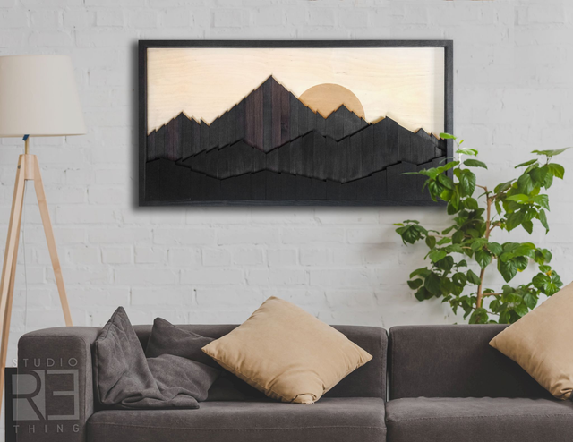 Z archiwum „Cienie szczytów” – Drewniany Pejzaż Górski w Surowej, Kontrastowej Tonacji