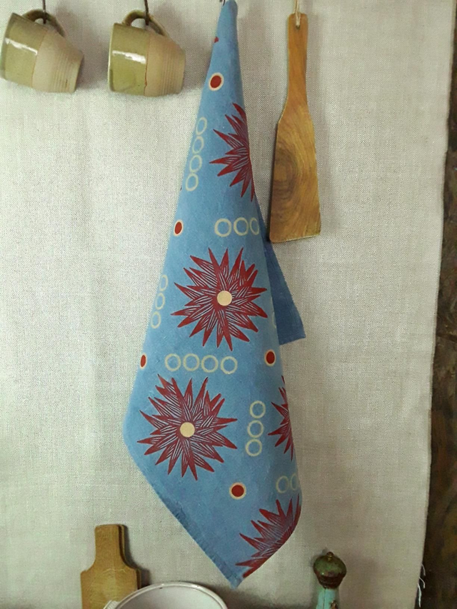 Essuie main en lin teinté à l'indigo DAHLIA DECO 