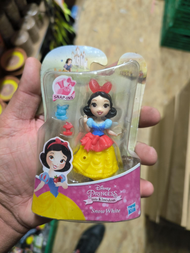 FIGURINE DISNEY BLANCHE NEIGE 