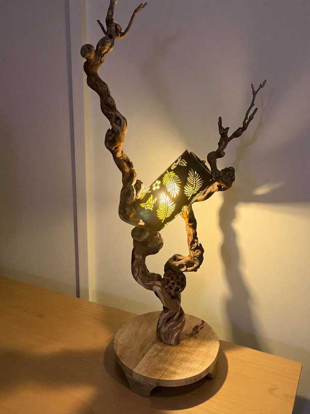 Lampe pied de vigne 