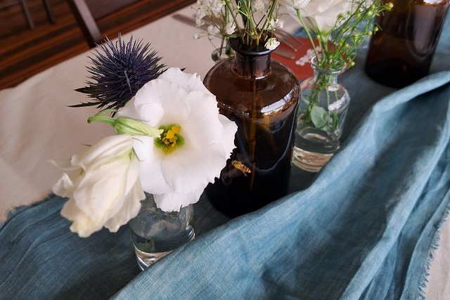 LE FLEUVE TRANQUILLE - Coupon tissu ou Chemins de table en lin teints à l&#039;indigo