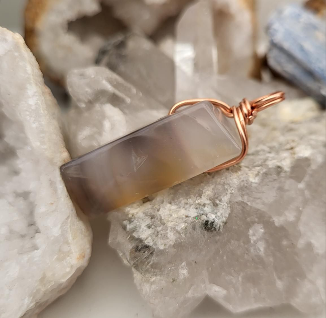 Botswana agate pendant - small